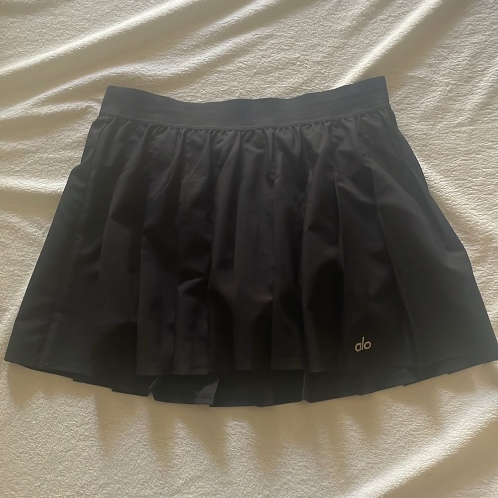ALO Yoga Women's Black Skirt- pickleball golf tennis